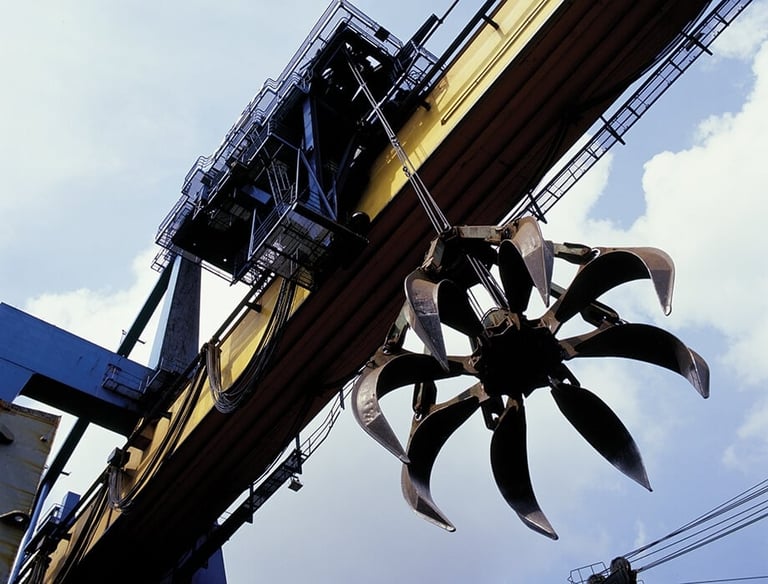 Grab ship unloader crane